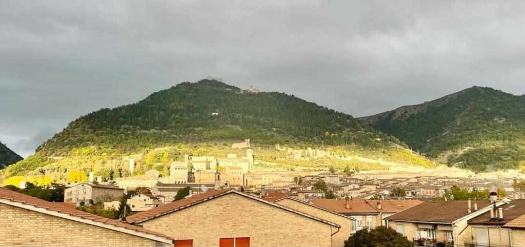 Milordo Gubbio Apartment Екстер'єр фото